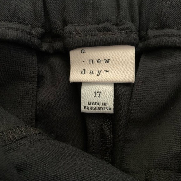 A NEW DAY Pleated Elastic Back Waist Wide Leg Slacks Pants w/Pockets NWT‎ - Picture 9 of 13